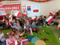 100 niepodleglosc